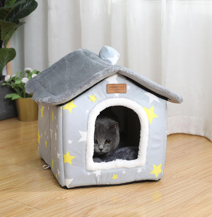 Warm Enclosed Dog Kennel House